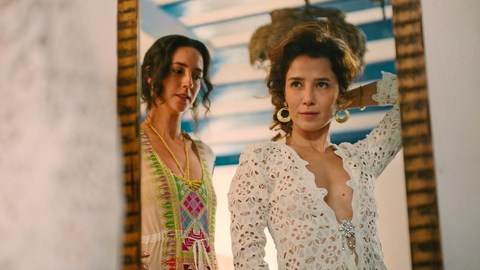 Marjorie Estiano in Ângela Diniz: Murdered and Convicted (2025) Sexy Dress Mirror 1015853