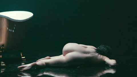 Anne Hathaway in Mother Mary (2026) Butt Bath Bath Tub 1019458