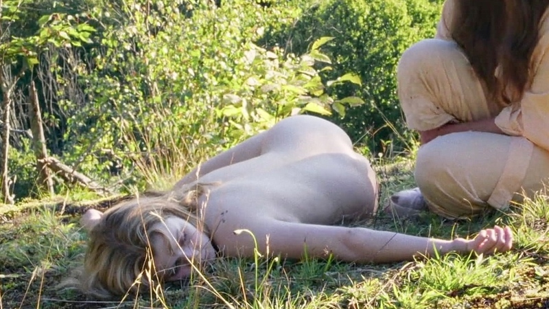 Zoé from Sweet Sixteen Naked. Butt, blonde, cfnf. 1020725