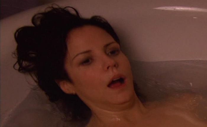 Mary-Louise Parker Delivers Yet More Nudity on Weeds