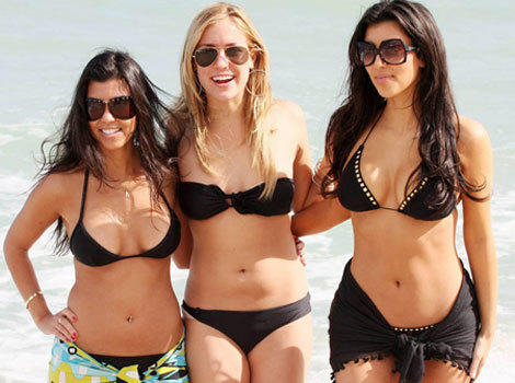 Celeb Nudes Headlines -- November 17, 2008