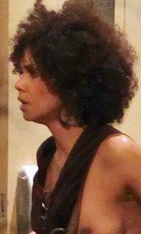 Halle Boobie in the Nip of Time: The Biggest Celeb Nude Tit Slip of 2008
