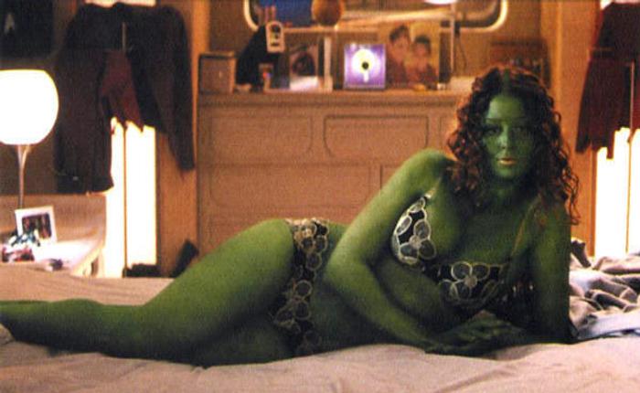 Correction: Rachel Nichols, Not Diora Baird, Is the Green Babe in New Star Trek