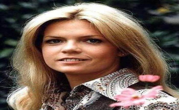 Family Ties Star Meredith Baxter Is a Lesbian Cruiser