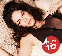 Top 10 Sexy Celebrity Guests on Two and a Half Men