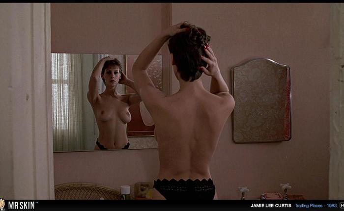 TIT's the Season for Christmas Movie Moms Nude [PICS]