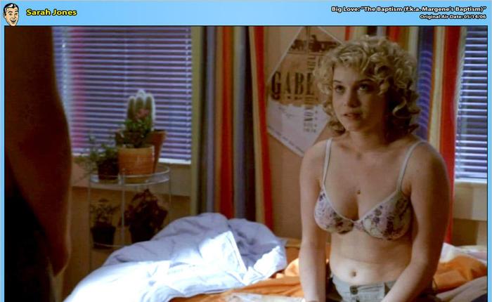 Alcatraz's Greatest Mystery: What's Under Sarah Jones' Bra? [PIC]