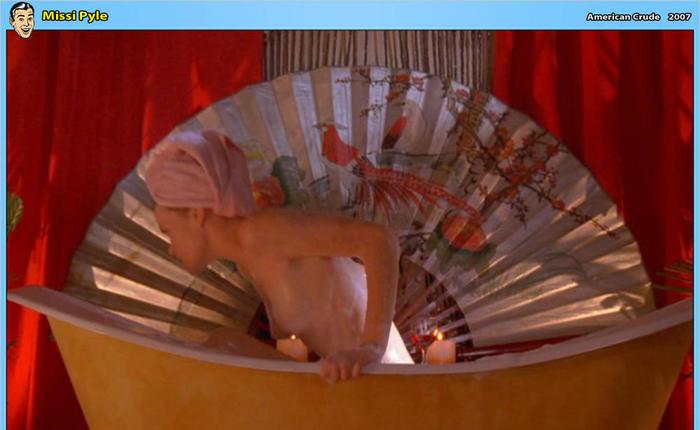 American Crude's Missi Pyle to Star in Porn Movie [PIC]