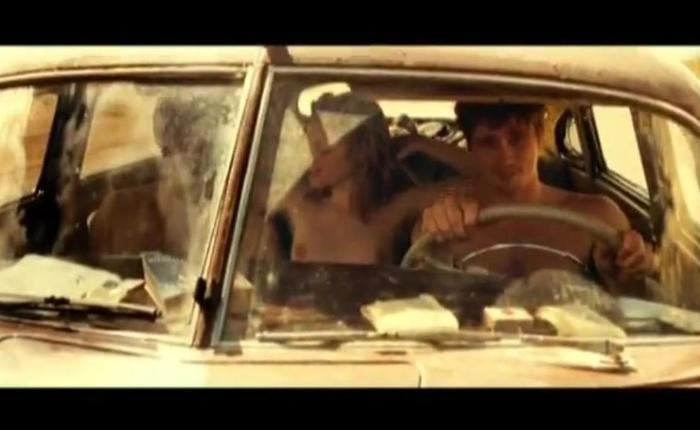 Swedish TV Gives Us a Glimpse of K-Stew's Boobs [PIC]