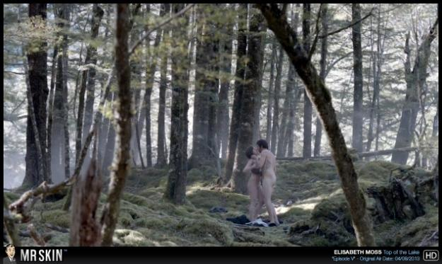 Elisabeth Moss Debuts Nude in Top of the Lake [PICS]