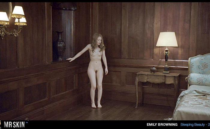 Amadeus, White Bird in a Blizzard, & More: Nudeworthy on Netflix 3.25.15