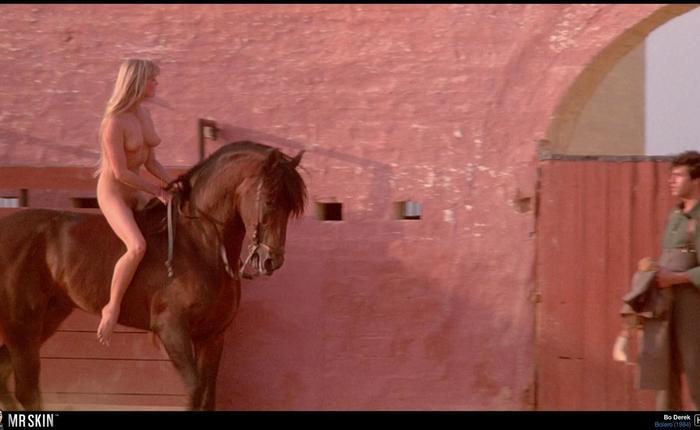 SKINcoming on DVD & Blu-ray: Bolero/Ghosts Can't Do It 2-pack, Mr. Robot Season 1, & More 1.12.16