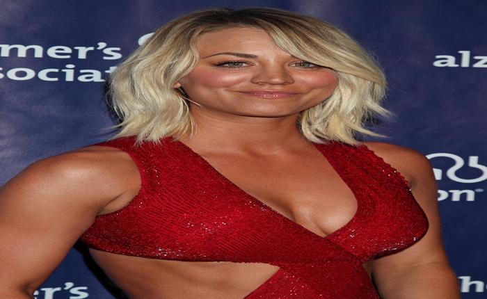 How To Make A Full-Length Dress Sexy? Put It On Kaley Cuoco