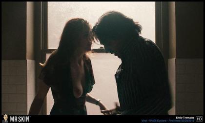 TV Nudity Report: Vinyl, Girls, Shameless, Slasher, and The Night Manager 3.21.16