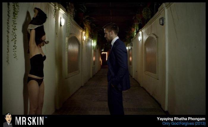 Movie Nudity Report: Hands of Stone and Where to See This Weekend's Stars Nude 8.26.16