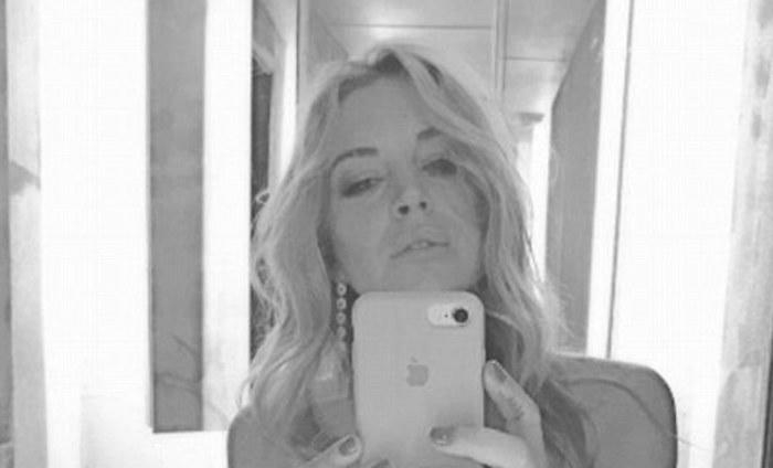 Lindsay Lohan Deletes Topless Insta Photo, But I've Got It