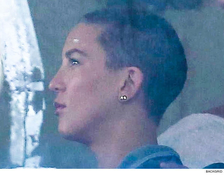 Kate Hudson Shaves Her Head