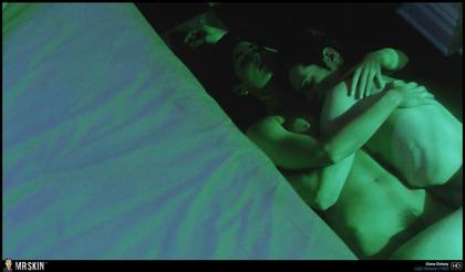 Skinstant Video Selections: Glitch, Malibu Beach, Basic Instinct 2, and More 12.6.17