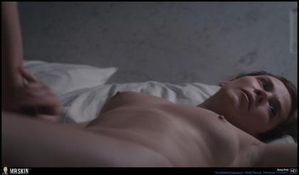Anna Friel Dishes on 'The Girlfriend Experience'
