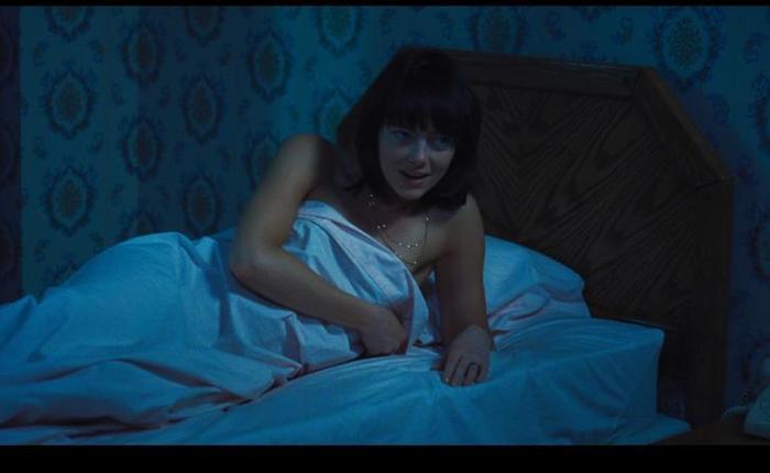 Emma Stone Talks About Showing Her Boobs For the First Time