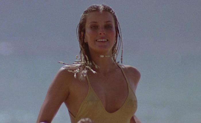 Skinstant Video Selections: Reindeer Games, 10, Malena, and More 12.5.18