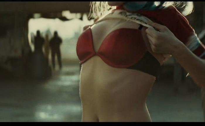 Margot Robbie Teases with A New Harley Quinn Costume