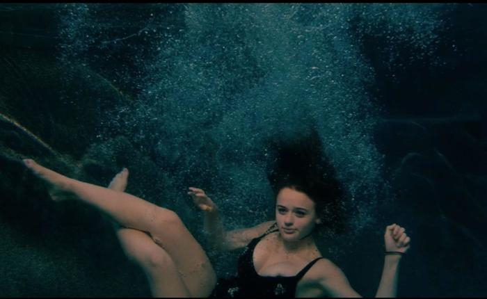 Finally! We Have Real Nudity from 19-Year-Old Actress Joey King