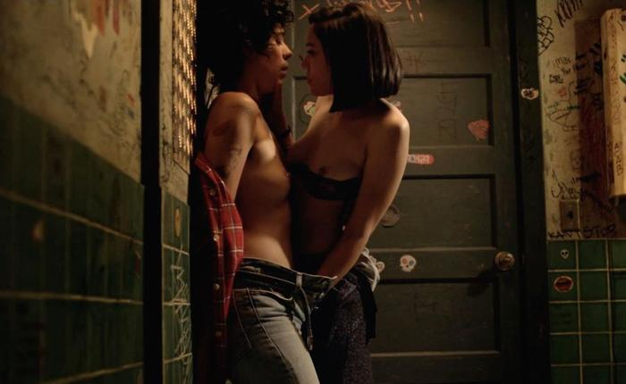 TV Nudity Report: Vida, Jett, Dark, Strange Angel, City on a Hill, The Spanish Princess 6.24.19
