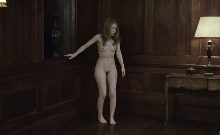 If You Love Eva Green, Then You'll Love Emily Browning's Full Frontal Nudity