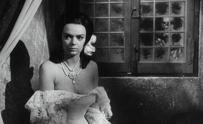 #TBT to English Horror Heroine Barbara Steele 