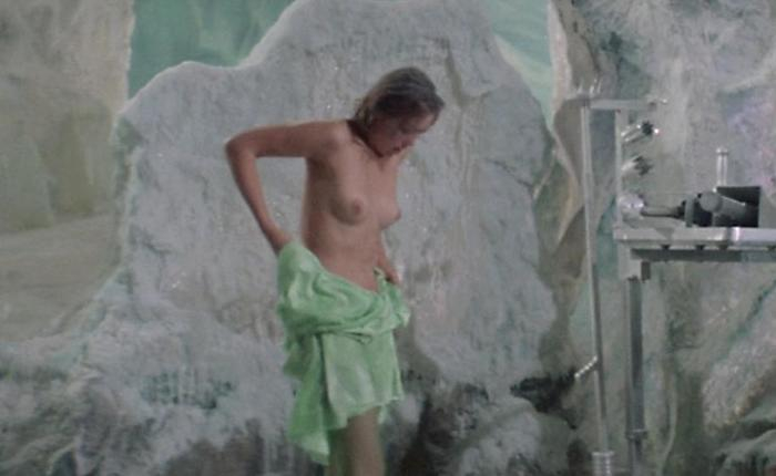 Nude and Noteworthy on Netflix: How to Be a Player, Logan's Run, Superfly, and More 11.6.19