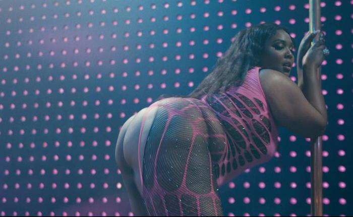 Lizzo Poses Nude on Instagram to Prove She's a Whole Damn Meal