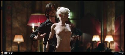 Leaving Streaming in February 2020: Clouds of Sils Maria, Alice Creed, Gloria, and More!