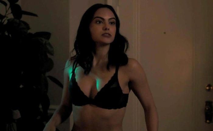 The Horny Teens On Riverdale Are Still In Their Underwear 