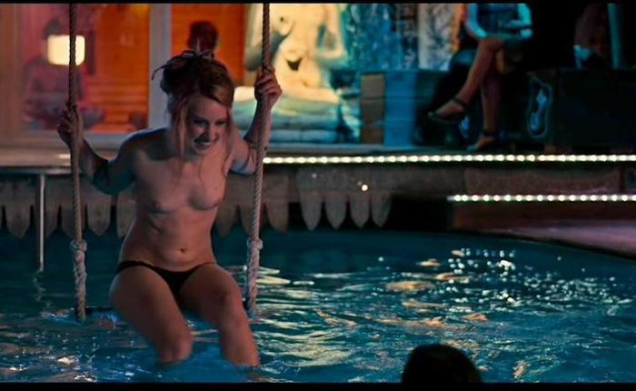 Foreign Film Friday: Night Out