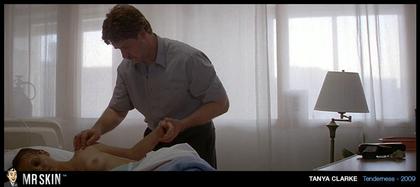 Nude and Noteworthy on Hulu: The Cooler, Foxfire, Nip/Tuck, and More 3.18.20