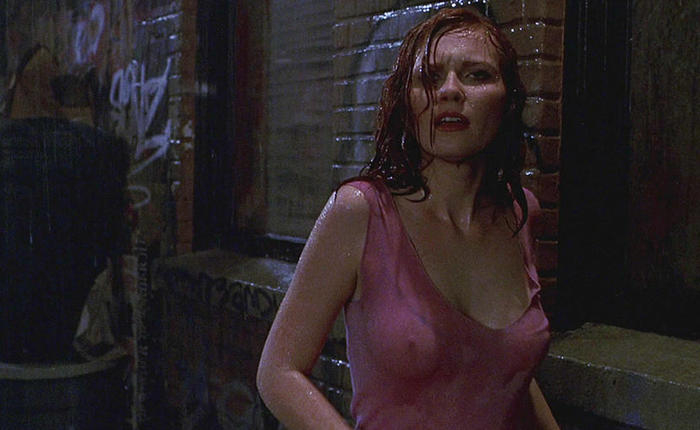 Battle of the Babes:  Kristen Stewart VS. Kirsten Dunst
