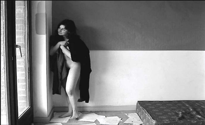 Foreign Film Friday: French Lesbians in Je, tu, il, elle
