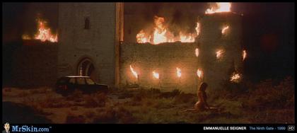 Nude and Noteworthy on Hulu: 52 Pick-Up, EuroTrip, Sliver, and More 7.15.20