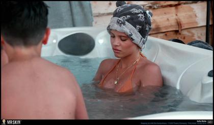 Sofia Richie & More Cam Girls Under 25