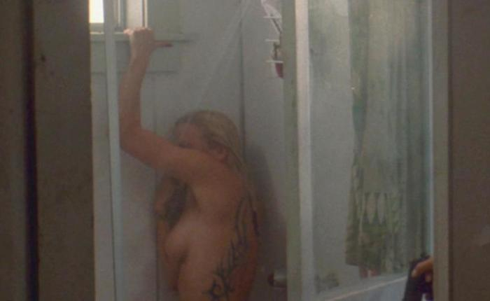 Anatomy of a Nude Scene: A Naked Julie Michaels Kicks Keanu's Ass in 'Point Break'
