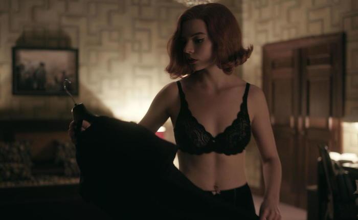 These Actresses from The Queen’s Gambit Have Gone Nude