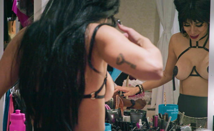 Foreign Film Friday: Brazilian Popstar Anitta Naked in Her Docuseries