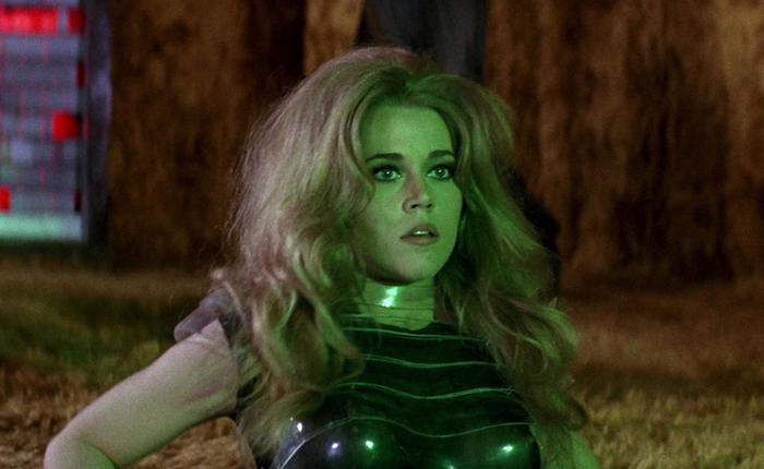 Happy Birthday to the Skintastic Jane Fonda!