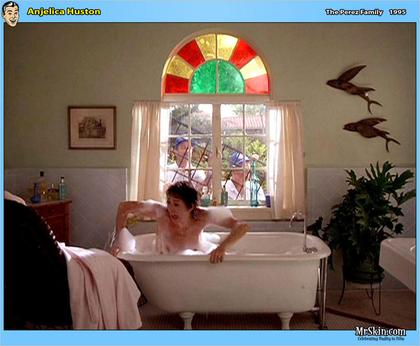 Nude and Noteworthy on Amazon Prime: The Affair, EuroTrip, Lifeforce, and More 2.11.21