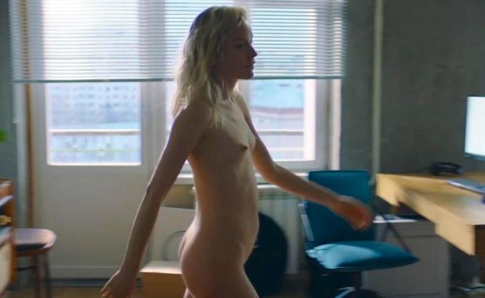 TV Nudity Report: Leonardo, Happy End, and More 4.19.21