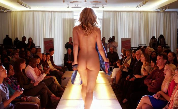 Leslie Bibb’s Beautiful Bum