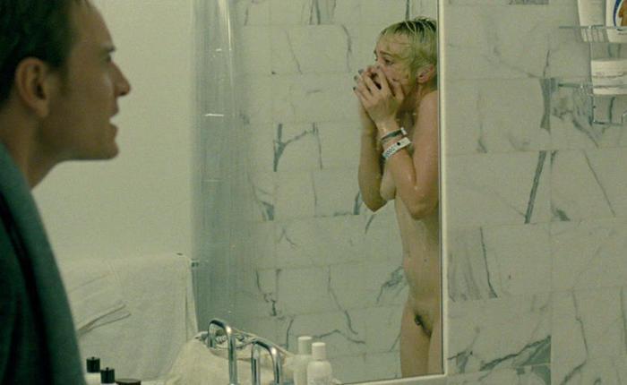 Bush Off 2021 With Lookalikes Carey Mulligan And Michelle Williams