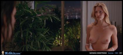 5 Sexy Celebs in Creature Features