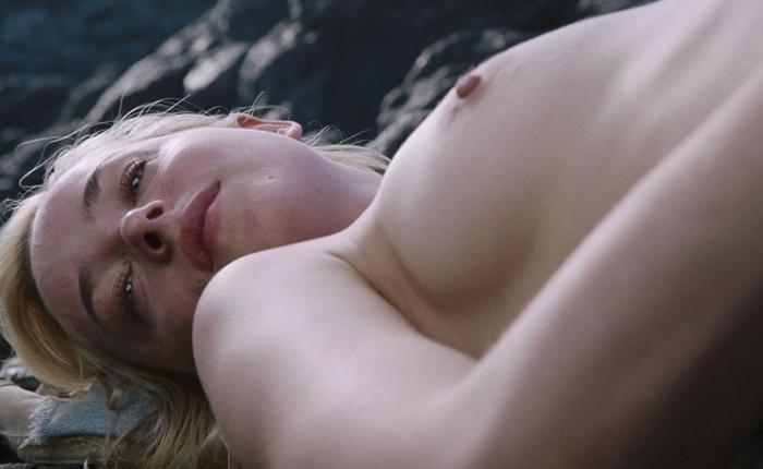 All The Naked Actresses Of 'The Lost Daughter'